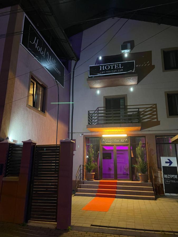 Hotel Enzo Voluntari Exterior photo